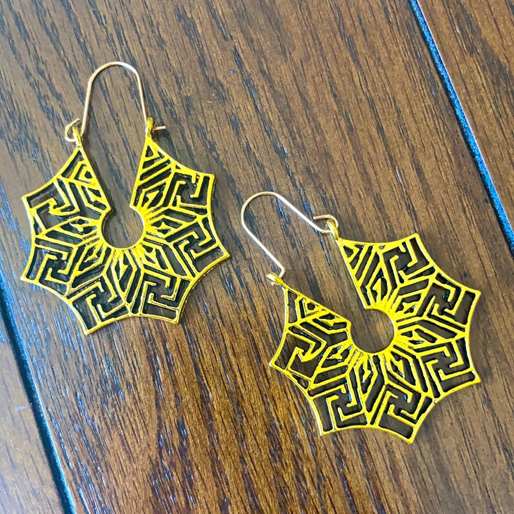 Spider Mandala Earrings - Picture 1 of 5